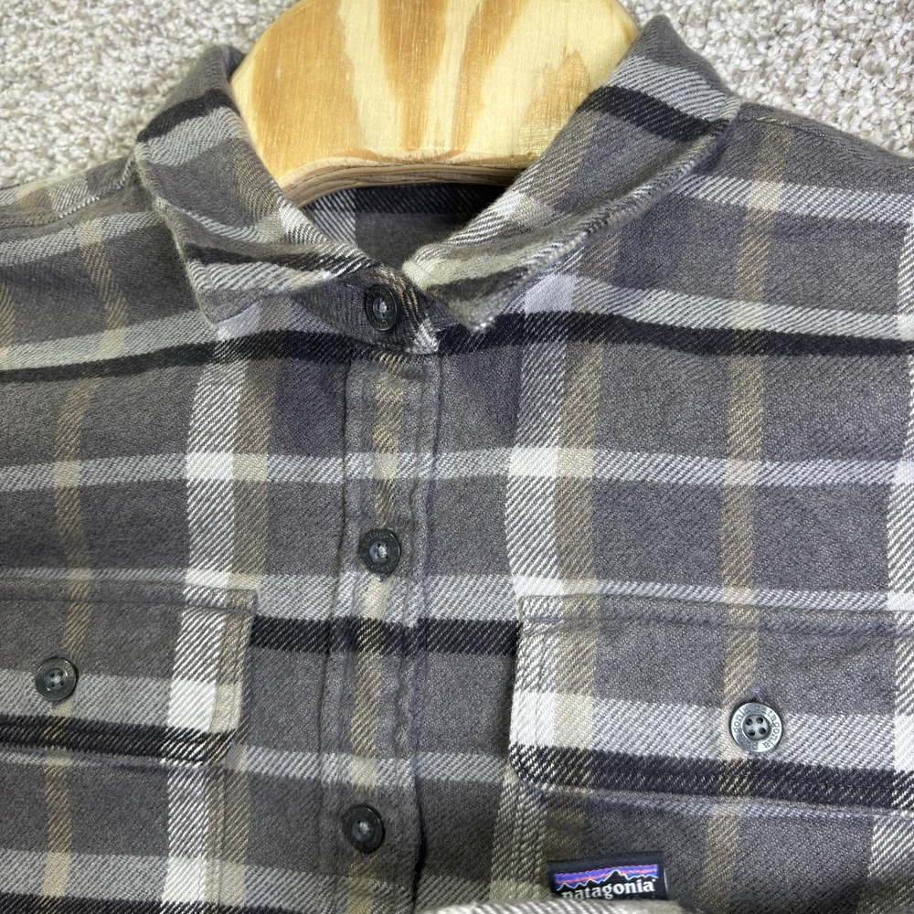 Patagonia Shirt Womens Small Gray‎ Plaid Long Sleeve Cotton Flannel Button Up